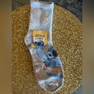 Disney Stitch NWT Blue, Beige, White Socks. Shoe size 4-10. 5 pairs.